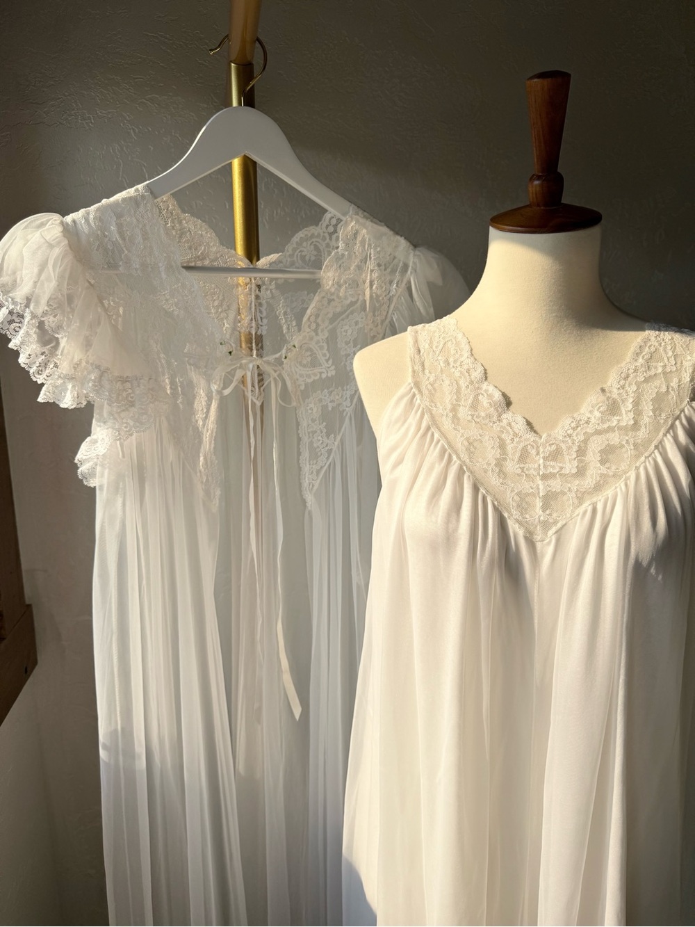 Vintage 1950s 1960s Tosca White Chiffon Lace Peignoir Set Bridal Nightgown Small - Picture 2 of 16